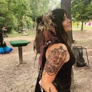 Meet your Posher, Ana